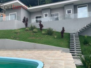 Casa de Condomínio Para Vender com 3 quartos 3 suítes no bairro Alpes de Caieiras em Caieiras