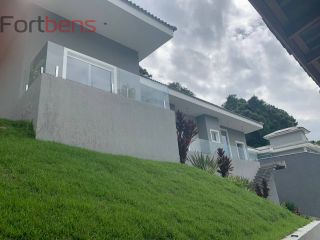 Casa de Condomínio Para Vender com 3 quartos 3 suítes no bairro Alpes de Caieiras em Caieiras
