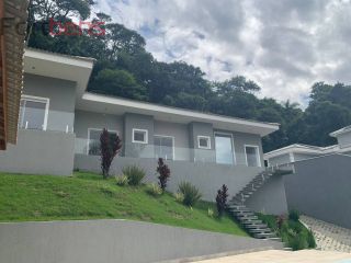 Casa de Condomínio Para Vender com 3 quartos 3 suítes no bairro Alpes de Caieiras em Caieiras