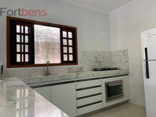 Sobrado Para Vender com 2 quartos no bairro Laranjeiras em Caieiras