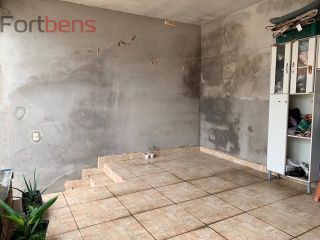 Sobrado Para Vender com 2 quartos no bairro Laranjeiras em Caieiras