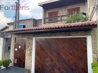 Sobrado Para Vender com 3 quartos 1 suítes no bairro Serpa em Caieiras