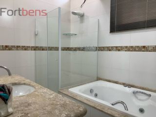 Sobrado Para Vender com 3 quartos 1 suítes no bairro Serpa em Caieiras