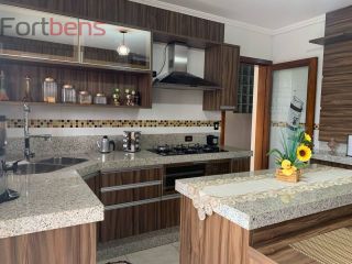 Sobrado Para Vender com 3 quartos 1 suítes no bairro Serpa em Caieiras