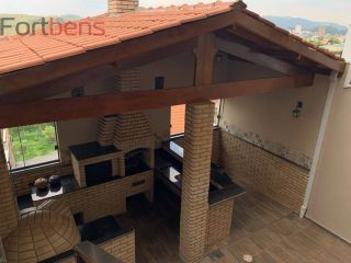 Sobrado Para Vender com 3 quartos 1 suítes no bairro Serpa em Caieiras