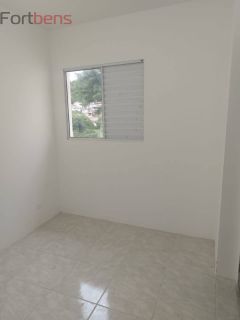 Sobrado em Condomínio Para Vender com 2 quartos no bairro Chácara Santo Aleixo em Francisco Morato