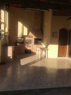 Casa de Condomínio Para Vender com 4 quartos 1 suítes no bairro Alpes de Caieiras em Caieiras