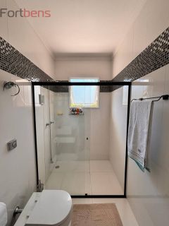 Casa de Condomínio Para Vender com 4 quartos 4 suítes no bairro Alpes de Caieiras em Caieiras