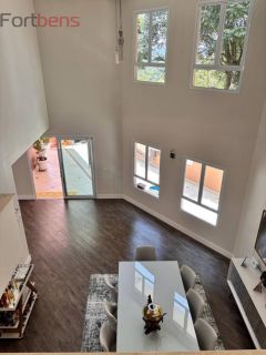 Casa de Condomínio Para Vender com 4 quartos 4 suítes no bairro Alpes de Caieiras em Caieiras