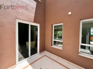 Casa de Condomínio Para Vender com 4 quartos 4 suítes no bairro Alpes de Caieiras em Caieiras