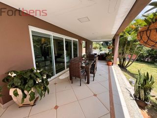 Casa de Condomínio Para Vender com 4 quartos 4 suítes no bairro Alpes de Caieiras em Caieiras