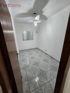 Sobrado Para Vender com 3 quartos no bairro Serpa em Caieiras