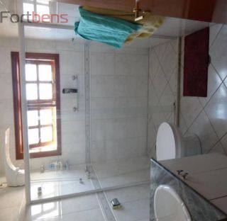 Sobrado Para Vender com 4 quartos 1 suítes no bairro Nova Caieiras em Caieiras