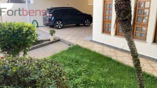 Sobrado Para Vender com 4 quartos 1 suítes no bairro Nova Caieiras em Caieiras