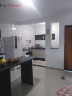 Casa Para Vender com 2 quartos 2 suítes no Real Park em Caieiras