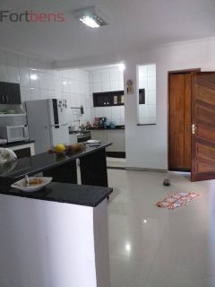 Casa Para Vender com 2 quartos 2 suítes no Real Park em Caieiras