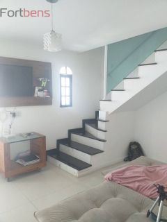 Casa Para Vender com 2 quartos 2 suítes no Real Park em Caieiras