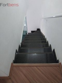 Casa Para Vender com 2 quartos 2 suítes no Real Park em Caieiras