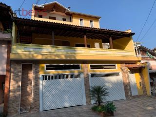 Sobrado Para Vender com 4 quartos 2 suítes no bairro Nova Caieiras em Caieiras