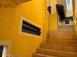 Sobrado Para Vender com 4 quartos 2 suítes no bairro Nova Caieiras em Caieiras