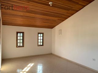 Sobrado Para Vender com 4 quartos 2 suítes no bairro Nova Caieiras em Caieiras