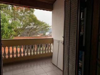 Sobrado Para Vender com 3 quartos 1 suítes no bairro Nova Caieiras em Caieiras