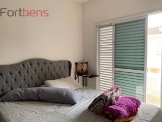 Sobrado Para Vender com 3 quartos 1 suítes no bairro Laranjeiras em Caieiras