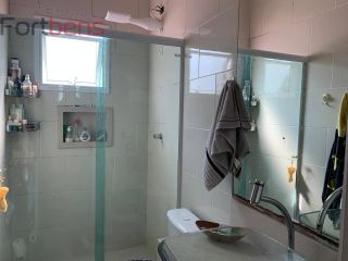 Sobrado Para Vender com 3 quartos 1 suítes no bairro Laranjeiras em Caieiras