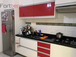 Sobrado Para Vender com 3 quartos 1 suítes no bairro Laranjeiras em Caieiras