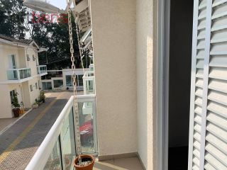 Sobrado Para Vender com 3 quartos 1 suítes no bairro Laranjeiras em Caieiras