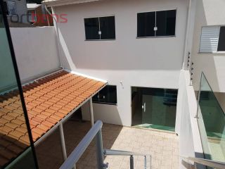 Sobrado Para Vender com 3 quartos 1 suítes no bairro Jd. Europa em Caieiras