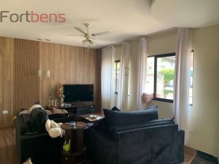 Casa Para Vender com 3 quartos 2 suítes no bairro Nova Caieiras em Caieiras