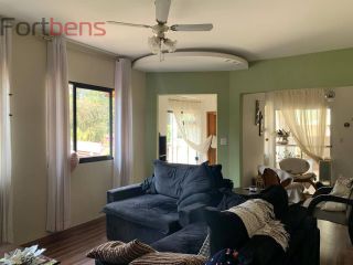 Casa Para Vender com 3 quartos 2 suítes no bairro Nova Caieiras em Caieiras