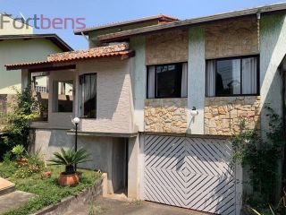 Casa Para Vender com 3 quartos 2 suítes no bairro Nova Caieiras em Caieiras