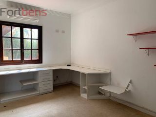 Casa de Condomínio Para Vender com 5 quartos 2 suítes no bairro Alpes de Caieiras em Caieiras