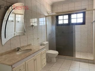 Casa de Condomínio Para Vender com 5 quartos 2 suítes no bairro Alpes de Caieiras em Caieiras