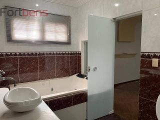 Casa de Condomínio Para Vender com 5 quartos 2 suítes no bairro Alpes de Caieiras em Caieiras