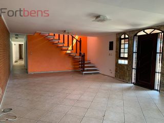 Casa de Condomínio Para Vender com 5 quartos 2 suítes no bairro Alpes de Caieiras em Caieiras