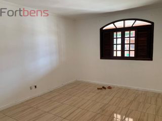 Casa de Condomínio Para Vender com 5 quartos 2 suítes no bairro Alpes de Caieiras em Caieiras