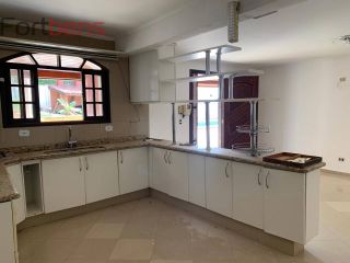 Casa de Condomínio Para Vender com 5 quartos 2 suítes no bairro Alpes de Caieiras em Caieiras