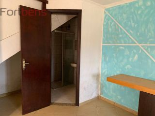 Casa de Condomínio Para Vender com 5 quartos 2 suítes no bairro Alpes de Caieiras em Caieiras