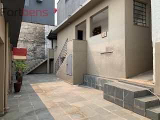 Prédio / Edifício Inteiro Comercial Para Vender com 6 quartos 1 suítes no bairro Centro em Francisco Morato