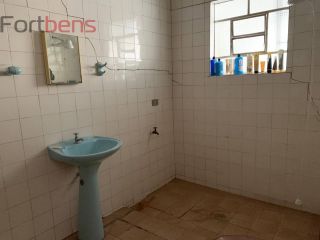 Prédio / Edifício Inteiro Comercial Para Vender com 6 quartos 1 suítes no bairro Centro em Francisco Morato