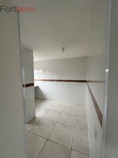 Apartamento Para Vender com 2 quartos no bairro Parque Santa Delfa em Franco Da Rocha