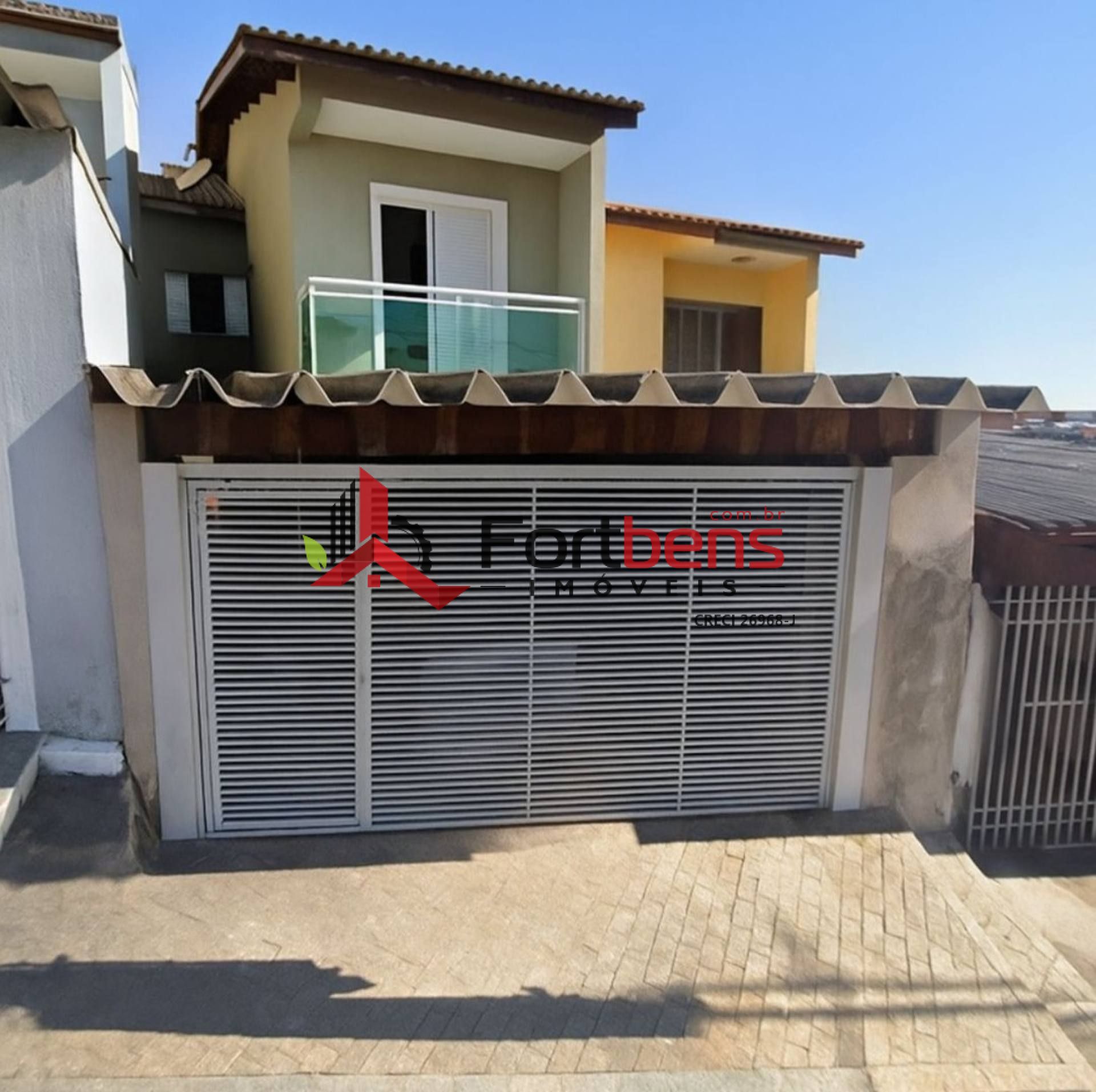 Sobrado Para Vender com 3 quartos 1 suítes no bairro Laranjeiras em Caieiras