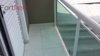 Sobrado Para Vender com 3 quartos 1 suítes no bairro Laranjeiras em Caieiras