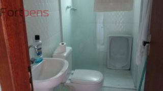 Sobrado Para Vender com 3 quartos 1 suítes no bairro Laranjeiras em Caieiras