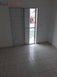 Sobrado Para Vender com 3 quartos 1 suítes no bairro Laranjeiras em Caieiras