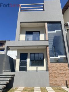 Sobrado Para Vender com 3 quartos 3 suítes no bairro Villa Verde em Franco Da Rocha