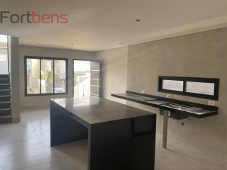 Sobrado Para Vender com 3 quartos 3 suítes no bairro Villa Verde em Franco Da Rocha